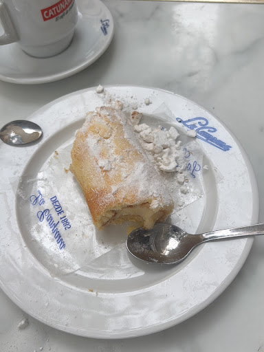 Pastelería La Campana · Fotos 17